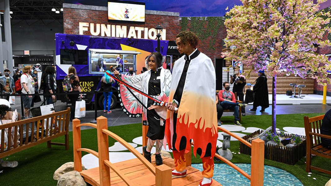 Show Features Application